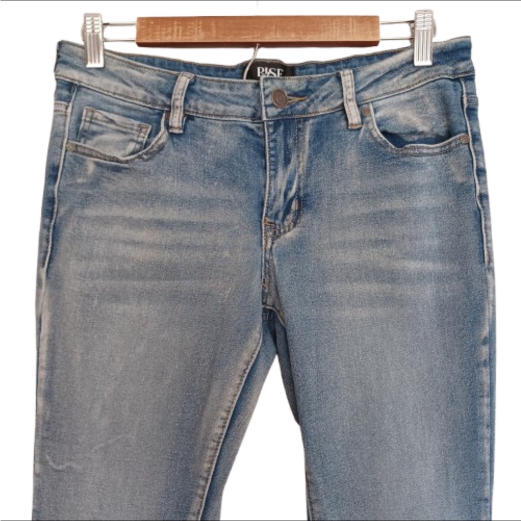 Rise Supply Co Light Wash Cotton Mid Rise Flared Denim Blue Jeans Pants Size 7 — image 3 of 7